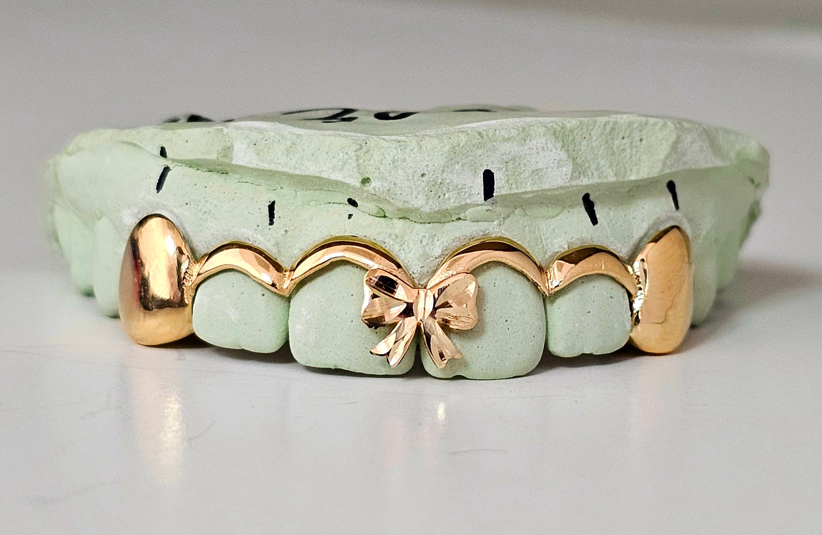 Ribbon Grillz Top 6 DQ1967