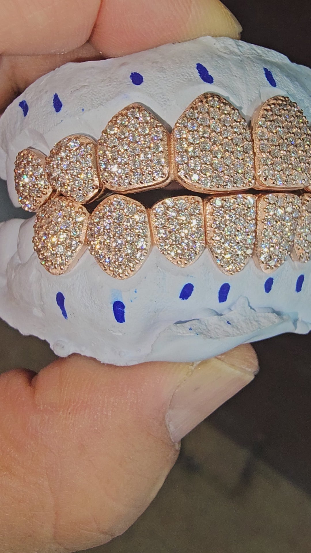 VVS Natural Diamond Honeycomb Set Grillz: Luxury for Your Smile DQ1043