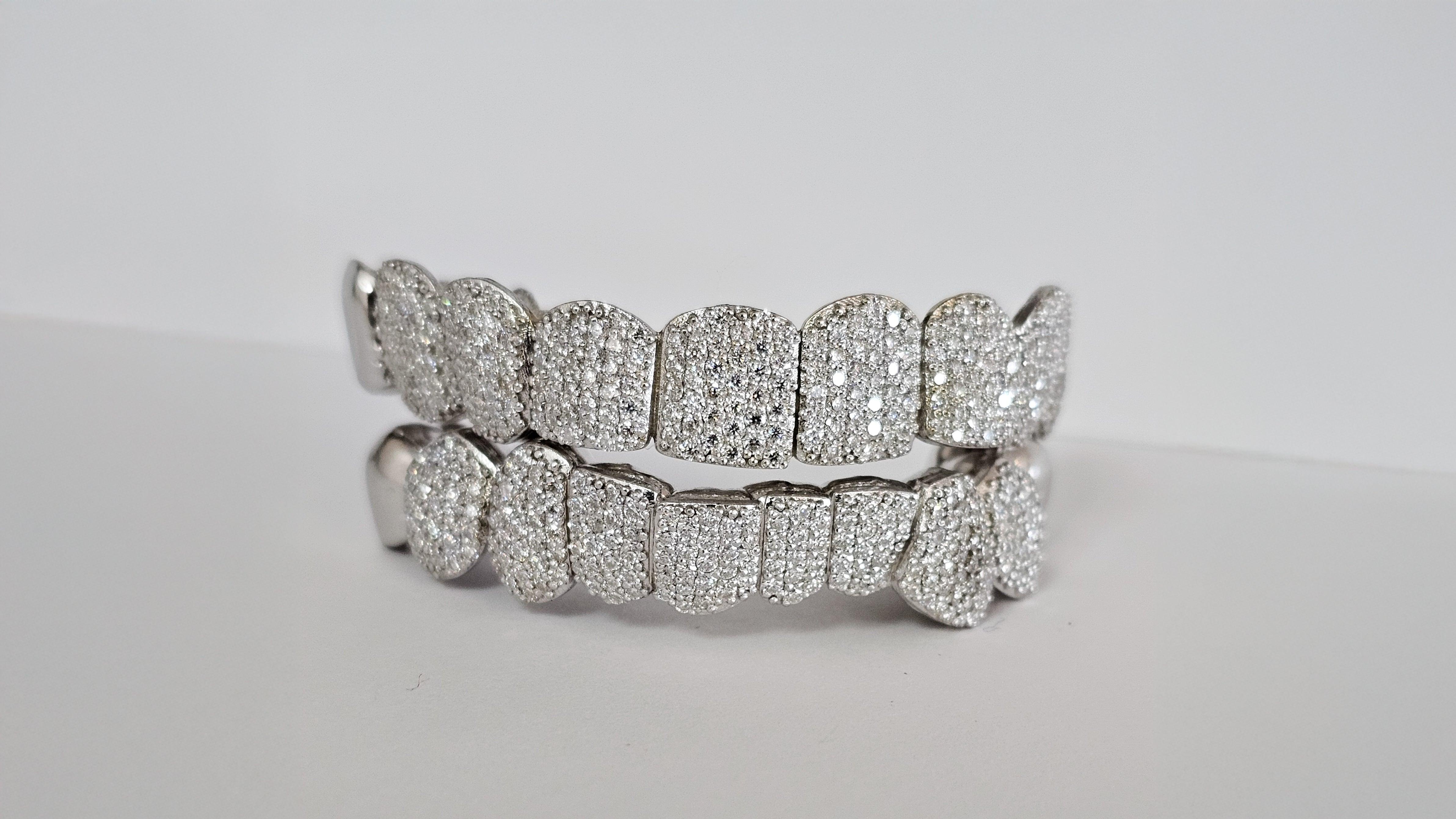 VVS Natural Diamond Grillz: Luxury for Your Smile