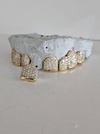 Gold Permanent Teeth - Gold Teeth America