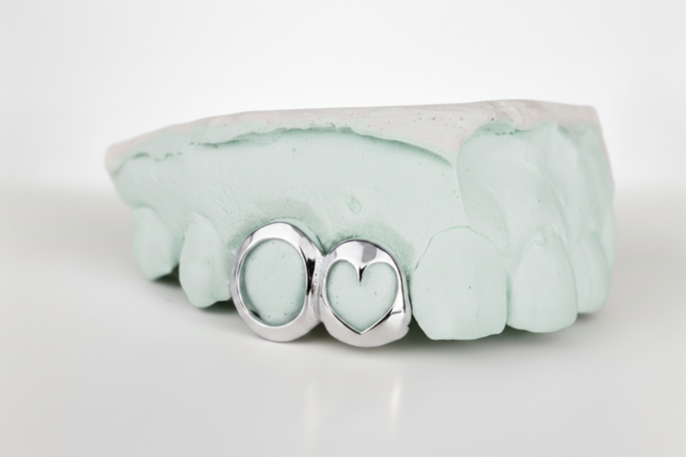 Open Face Heart Grillz Top 2 pc DQ1123