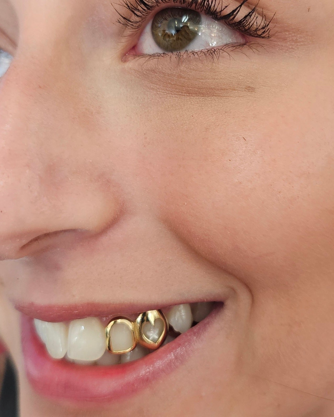 Open Face Heart Grillz Top 2 pc DQ1023