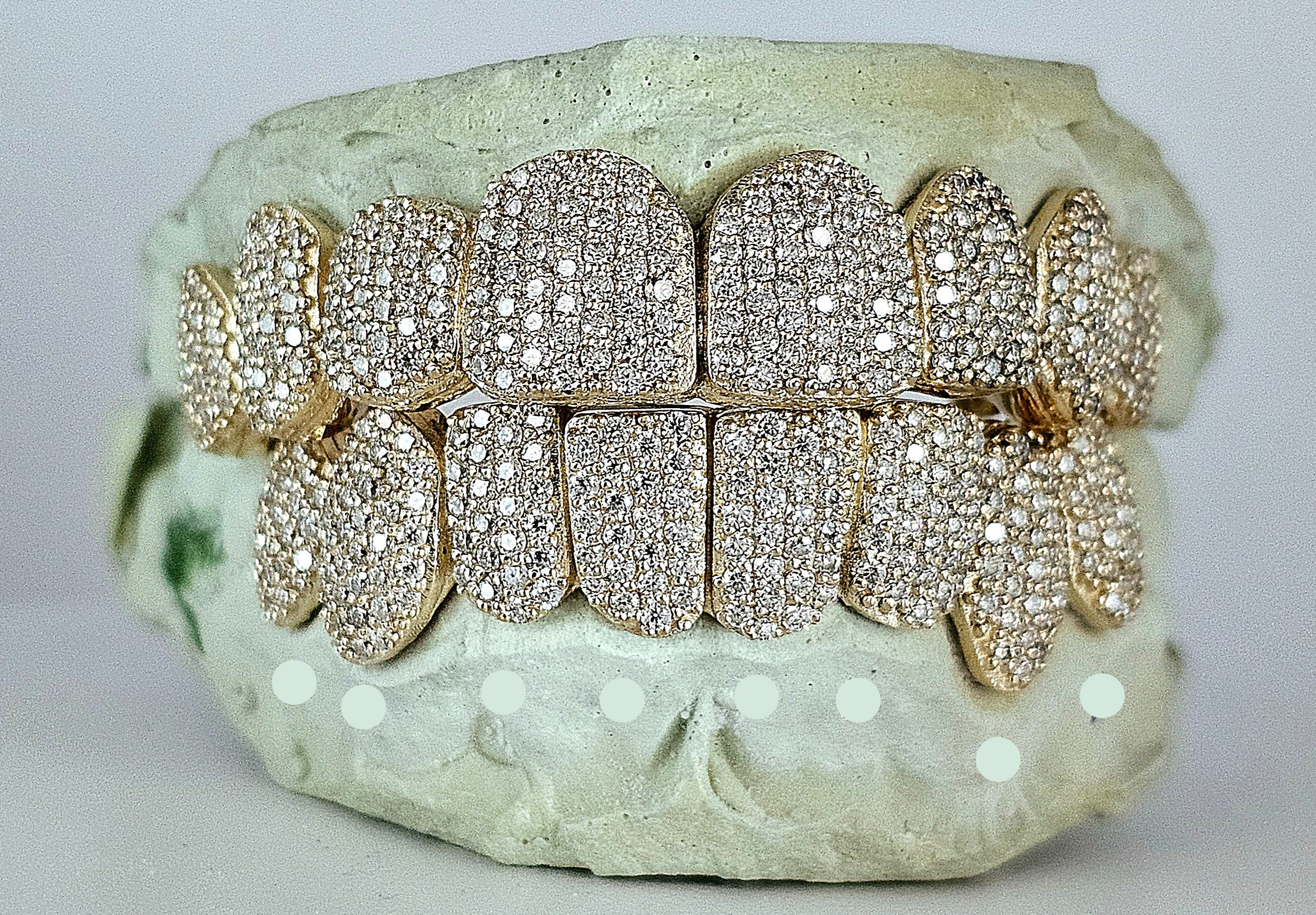 Moissanite VVS Quality Iced Out  Grillz - DQ1002