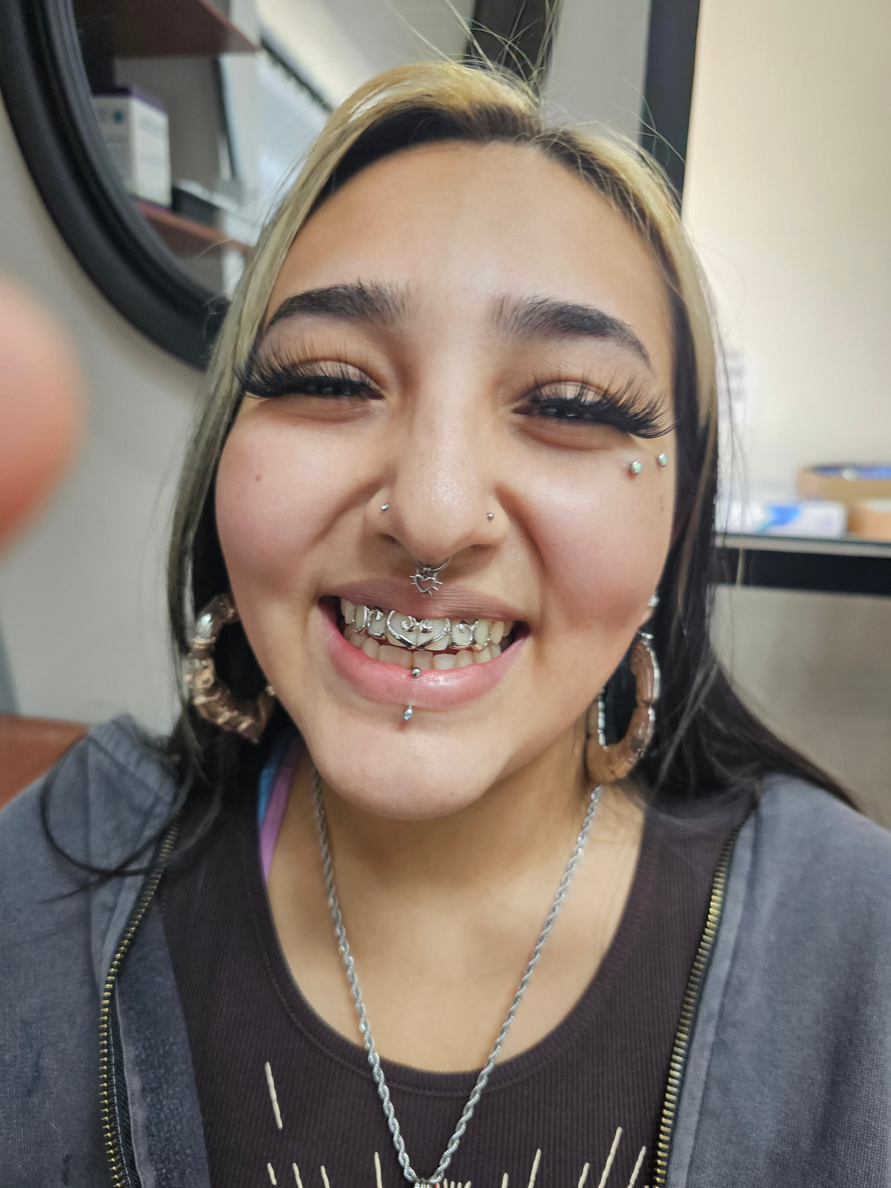 Freestyle Scroll Design