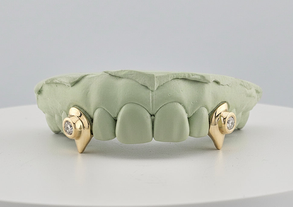 2 Set Fang Grillz with a Jumbo Gem- DQ1009G