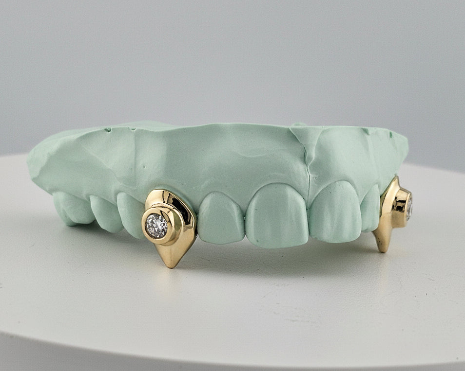 2 Set Fang Grillz with a Jumbo Gem- DQ1009G