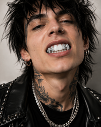 Silver Moissanite 4-Piece Grillz with Extended Fangs DQ1036