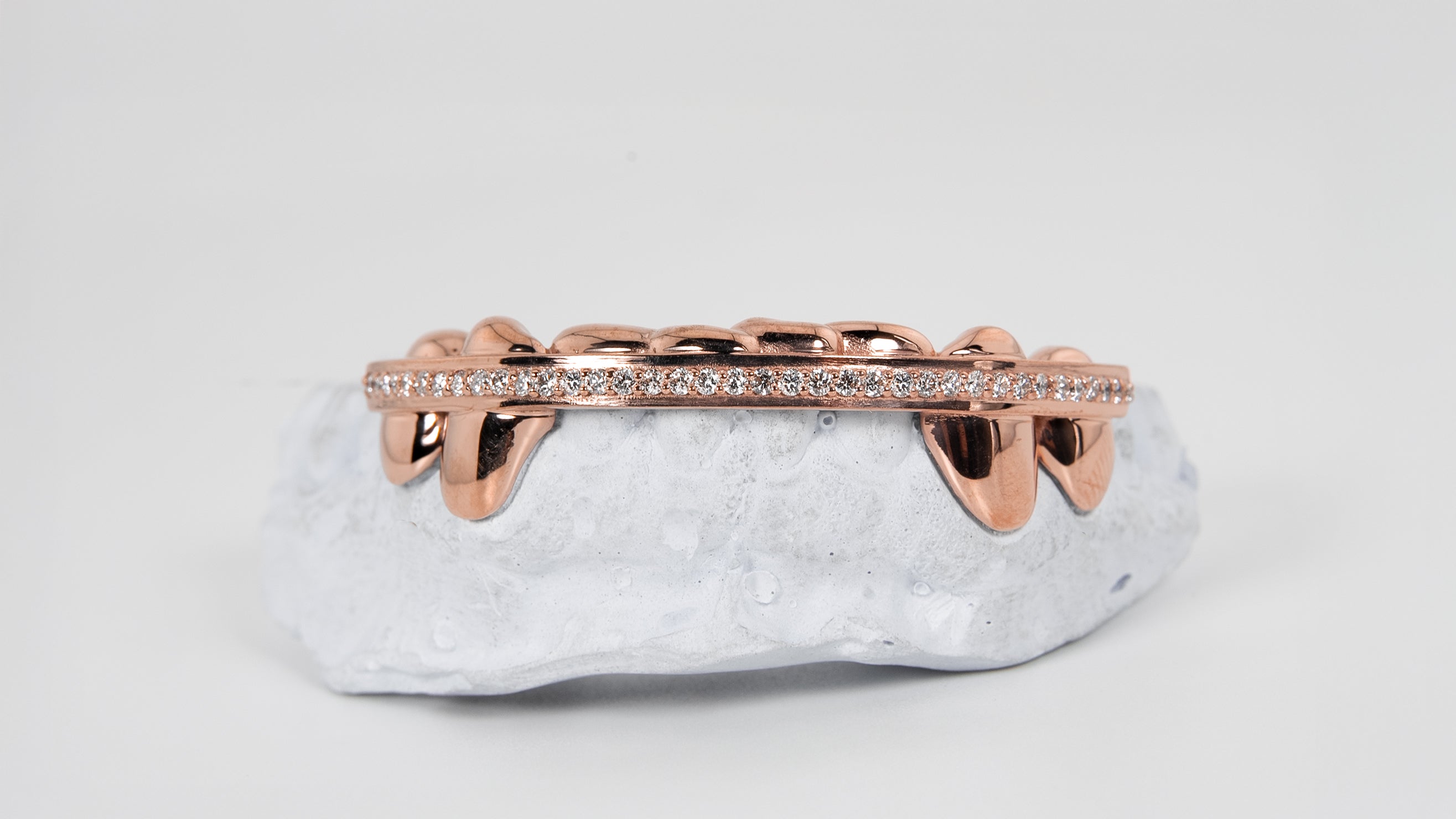 Rose Gold | Moissanite Top Bar | 2 Solid DQ1051