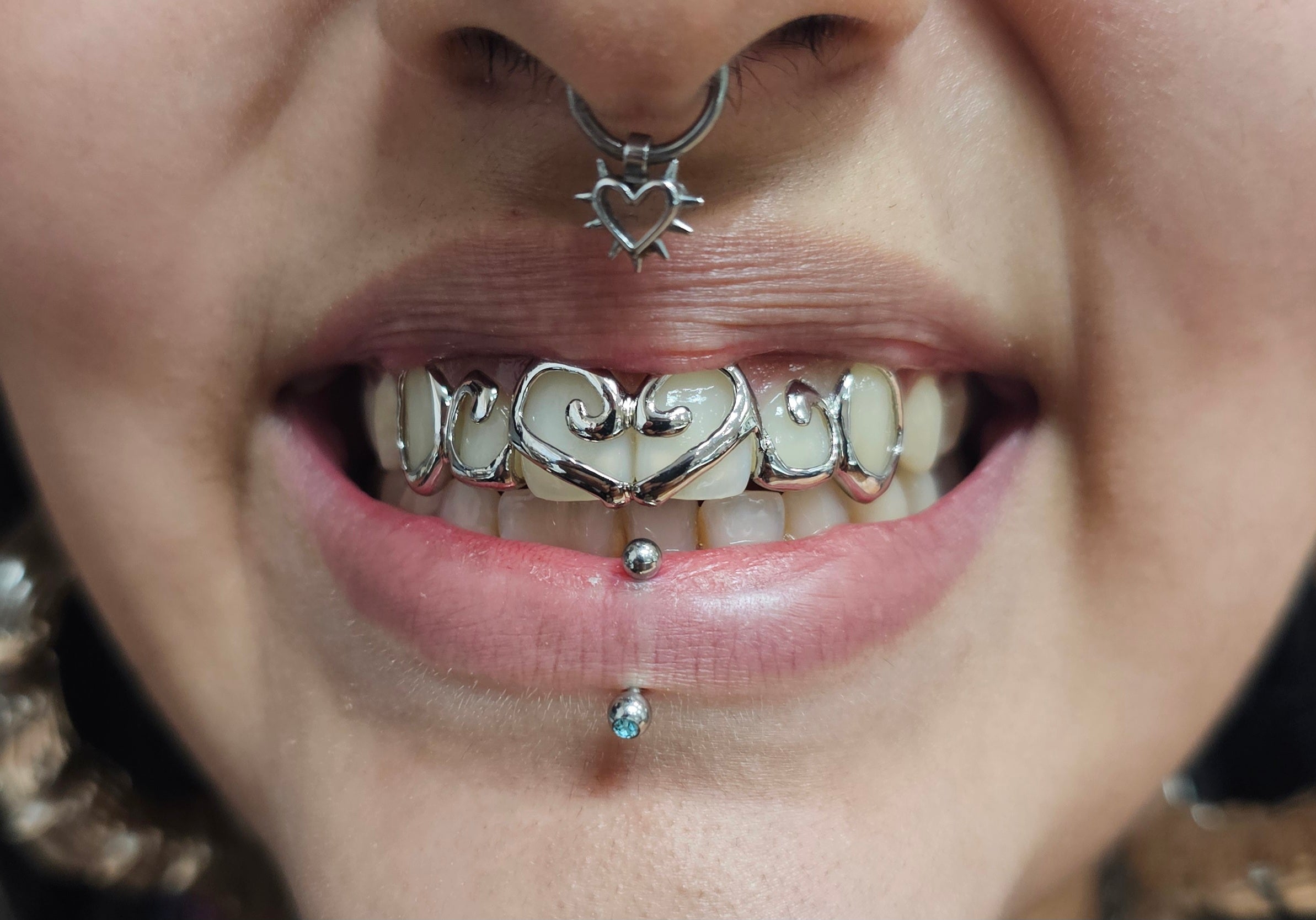 Freestyle Scroll Design