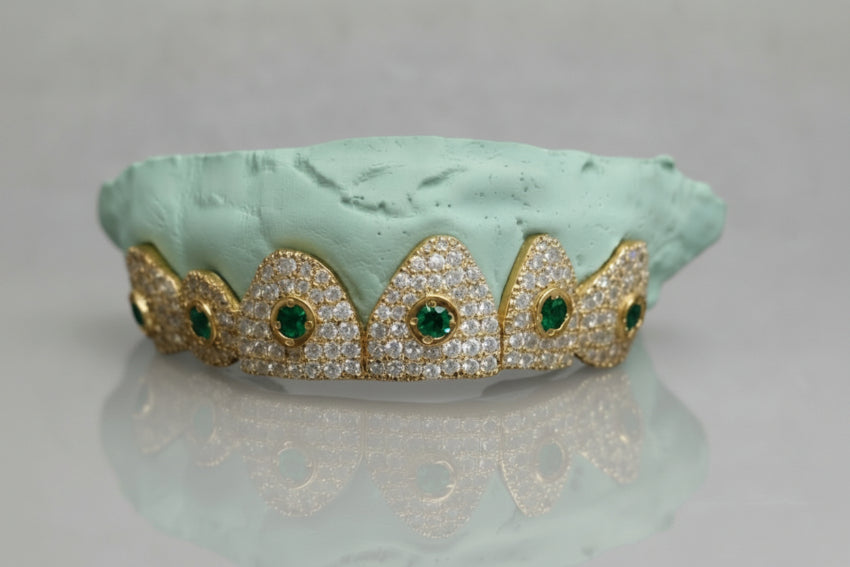 Cosmic Crown Grillz – Ruby Orbit Edition 6 or 12 Set - DQ1010