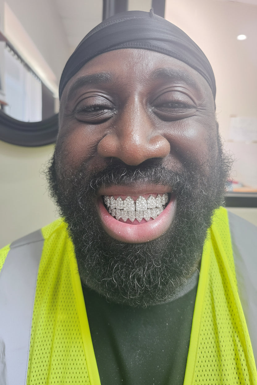 VVS Natural Diamond Honeycomb Set Grillz: Luxury for Your Smile DQ1043