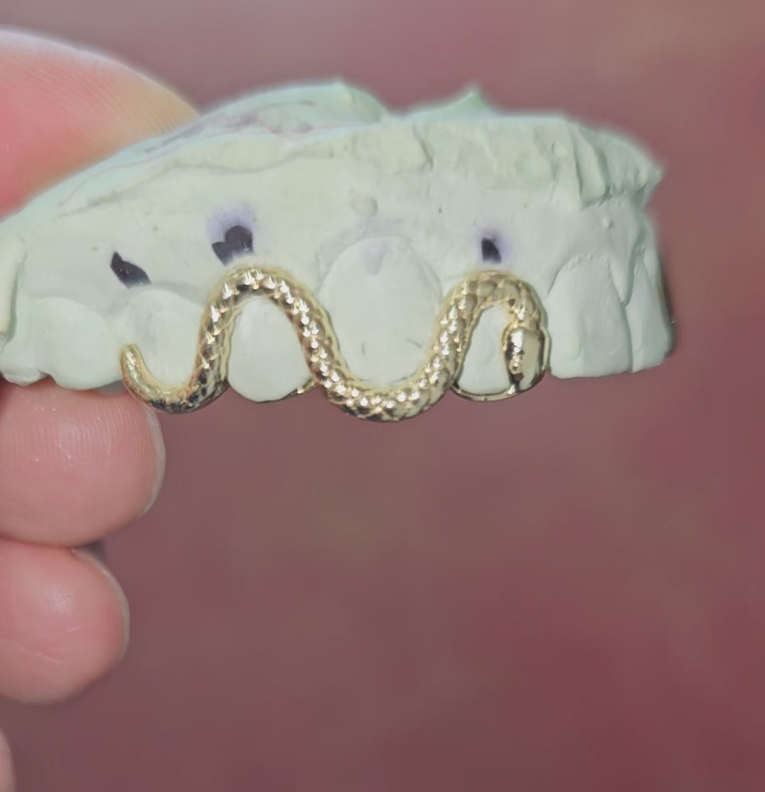 Golden Snake Grillz Top 4 DQ1028